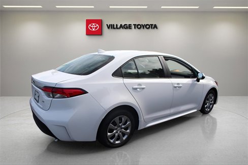 New 2025 Toyota Corolla LE image 5