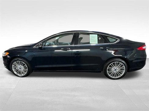 Used 2014 Ford Fusion SE w/ Equipment Group 202A image 8
