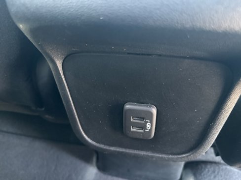 Used 2020 Chevrolet Equinox LS w/ LS Convenience Package image 17