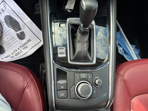 Certified 2021 MAZDA CX-5 Carbon Edition image 25