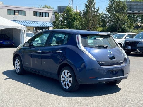 Used 2017 Nissan Leaf S image 4