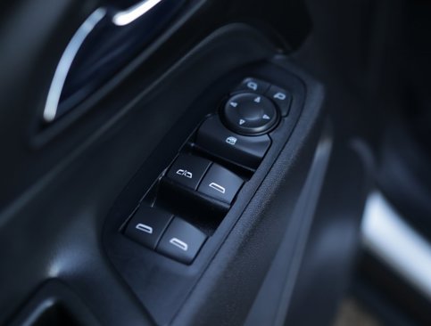 Used 2018 Chevrolet Equinox LT image 22