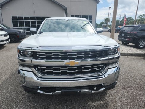 Used 2018 Chevrolet Silverado 1500 LTZ image 3