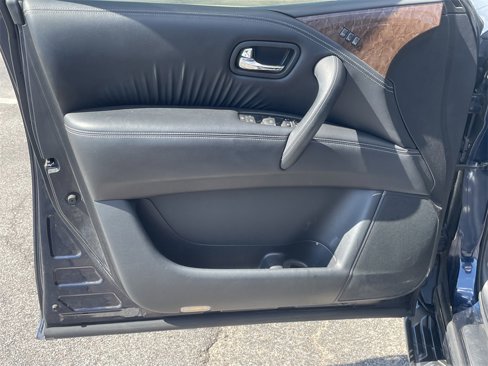 Used 2015 INFINITI QX80 Luxe w/ 22" Wheel Package image 10