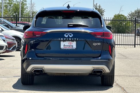 Used 2020 INFINITI QX50 Essential w/ Convenience Package image 6