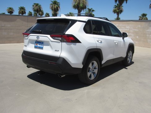 Used 2019 Toyota RAV4 XLE image 5