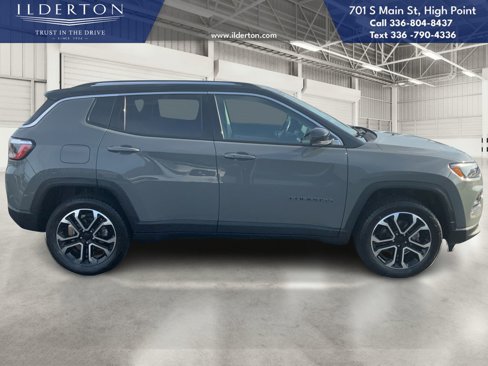 Used 2022 Jeep Compass Limited image 5