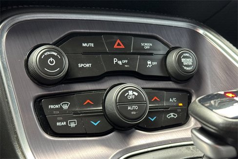 Used 2018 Dodge Challenger SXT w/ Blacktop Package image 19