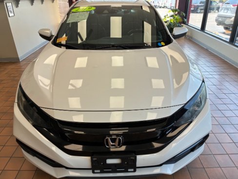 Used 2019 Honda Civic Sport image 4