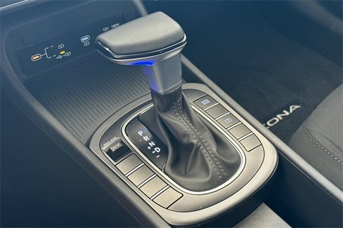 New 2025 Hyundai Kona SEL image 17