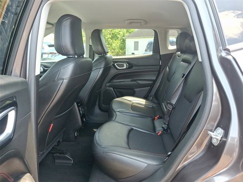 Used 2022 Jeep Compass Trailhawk image 10