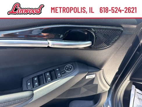 Used 2021 Kia Seltos SX w/ SX Sunroof Package image 17