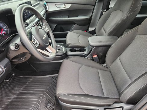 Used 2024 Kia Forte LX image 12