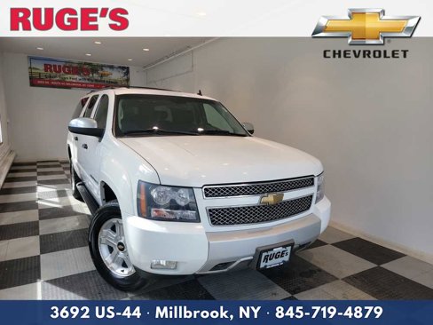 Used 2008 Chevrolet Suburban LT image 1