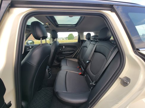 Used 2017 MINI Cooper Clubman ALL4 image 30