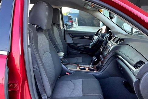 Used 2014 Chevrolet Traverse LT image 8