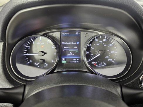 Used 2018 Nissan Rogue SV image 30
