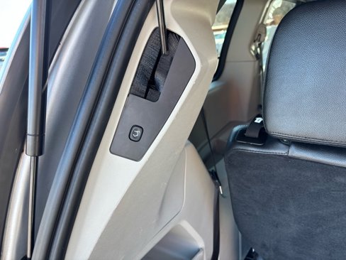 Used 2018 Dodge Grand Caravan SXT image 26