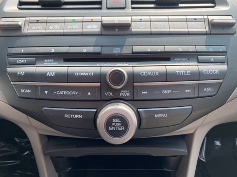 Used 2010 Honda Accord EX-L image 18