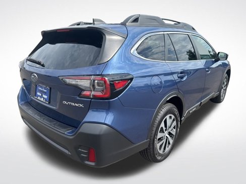 Certified 2022 Subaru Outback Premium image 7