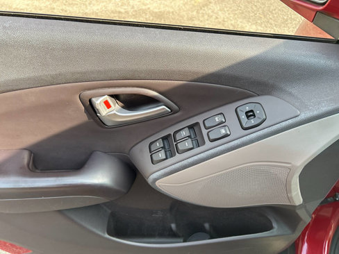 Used 2013 Hyundai Tucson Limited w/ Premium Pkg image 8