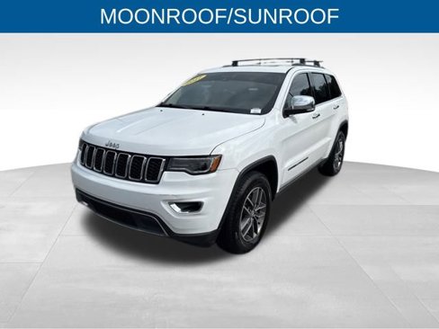 Used 2017 Jeep Grand Cherokee Limited w/ Luxury Group II image 4