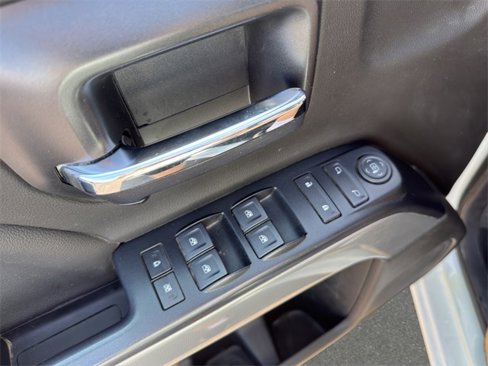 Used 2018 Chevrolet Silverado 1500 LT w/ All Star Edition image 12