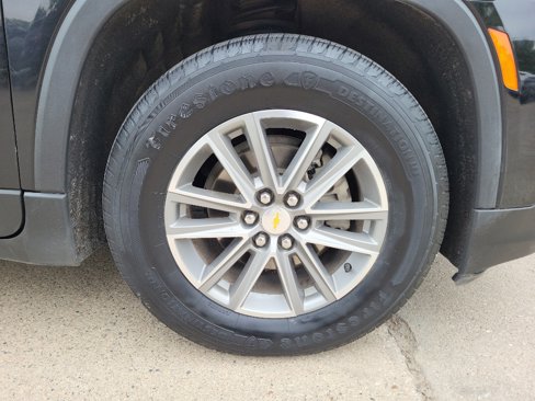 Used 2022 Chevrolet Traverse LT w/ LPO, Floor Liner Package image 9