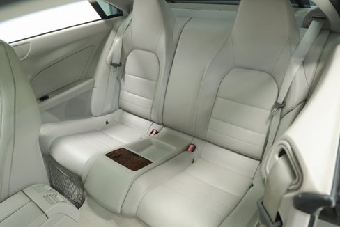 Used 2011 Mercedes-Benz E 550 Coupe image 30
