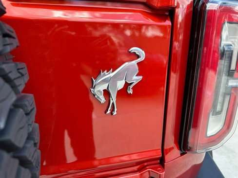 Used 2022 Ford Bronco Outer Banks w/ Sasquatch Package image 14