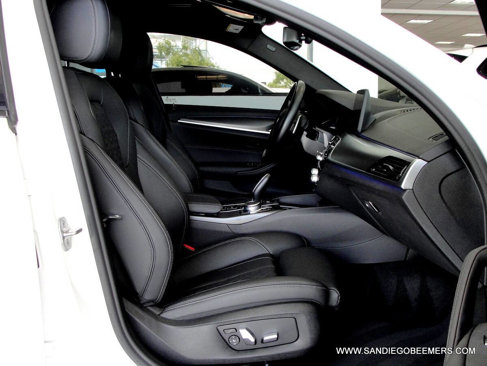 Used 2022 BMW 540i w/ M Sport Package image 39