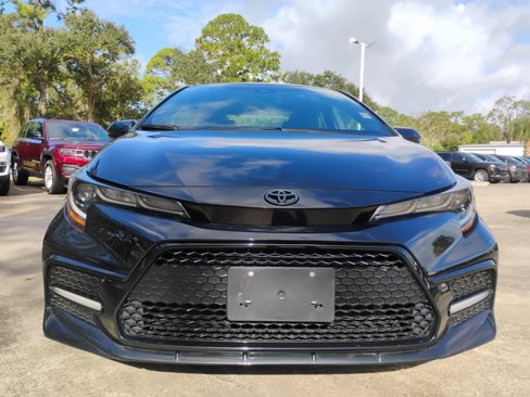 Used 2022 Toyota Corolla SE image 2