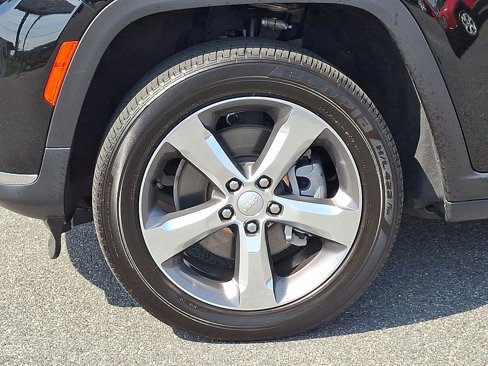 Certified 2022 Jeep Grand Cherokee L Limited image 8