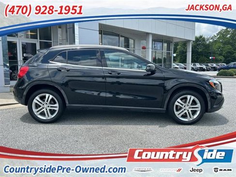 Used 2017 Mercedes-Benz GLA 250 4MATIC image 1