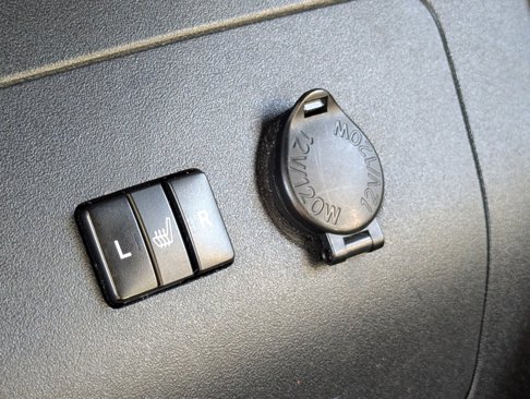 Used 2014 Toyota Prius Five image 22