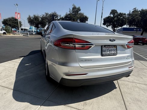 Used 2019 Ford Fusion SE image 7