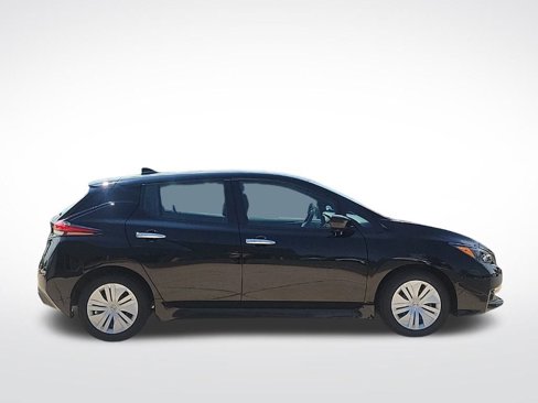 Certified 2023 Nissan Leaf S image 6