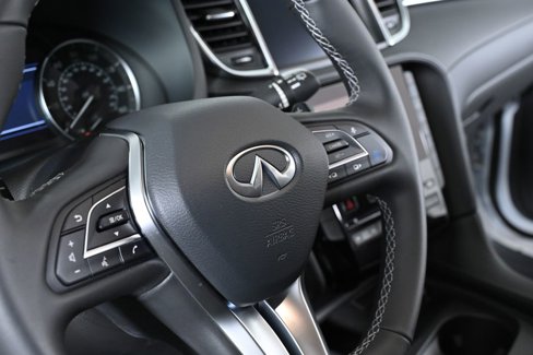 Certified 2025 INFINITI QX50 Pure image 14