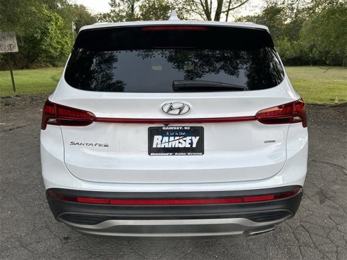 Used 2021 Hyundai Santa Fe SE image 25