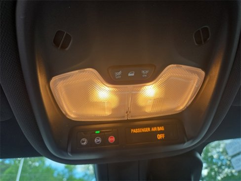 Used 2023 Chevrolet TrailBlazer RS w/ Convenience Package image 18