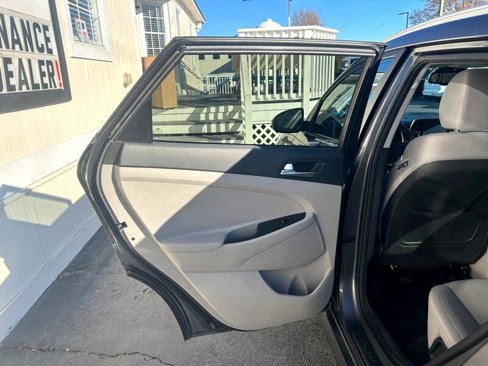 Used 2020 Hyundai Tucson Value image 31