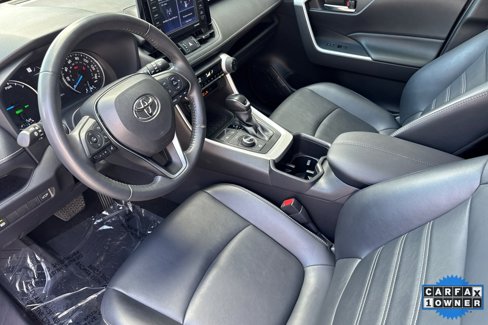 Used 2022 Toyota RAV4 XLE Premium image 10