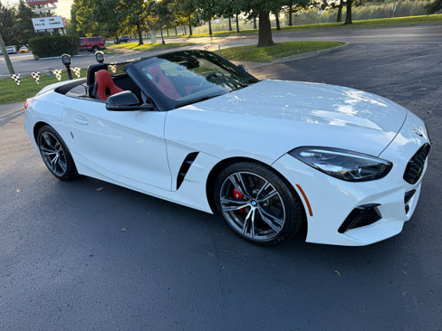 Used 2022 BMW Z4 M40i w/ Premium Package image 20