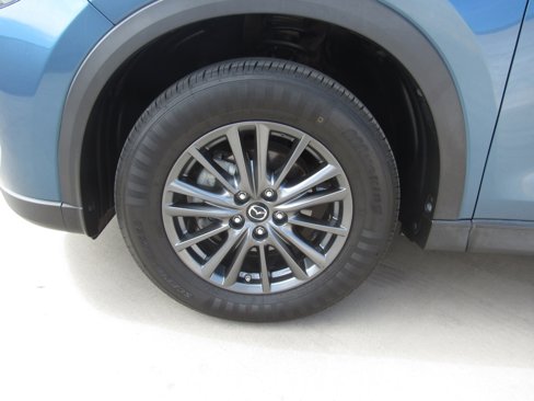 Used 2019 MAZDA CX-5 Sport image 4