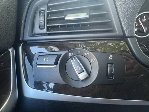 Used 2012 BMW 528i xDrive Sedan image 22