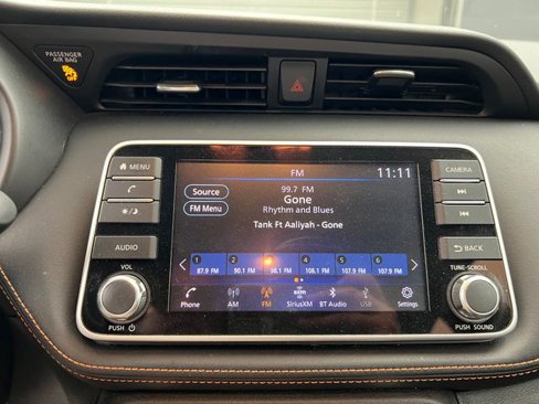 Used 2020 Nissan Kicks SR image 28
