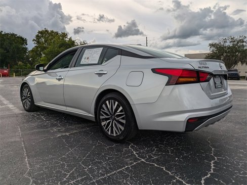 Used 2023 Nissan Altima 2.5 SV image 5