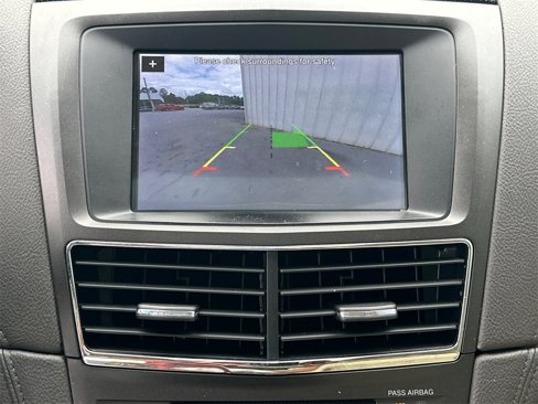 Used 2019 Lincoln MKT AWD image 31