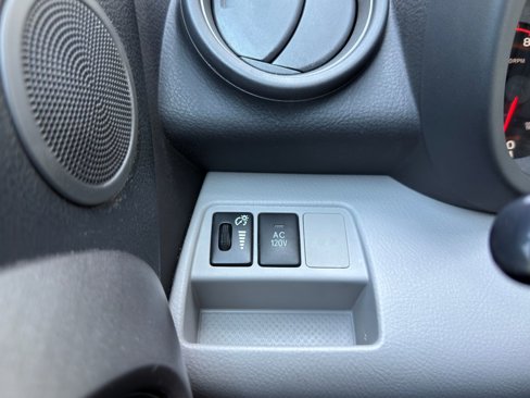 Used 2010 Toyota RAV4 Limited image 19