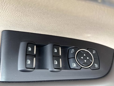 Used 2017 Lincoln MKX Reserve image 33